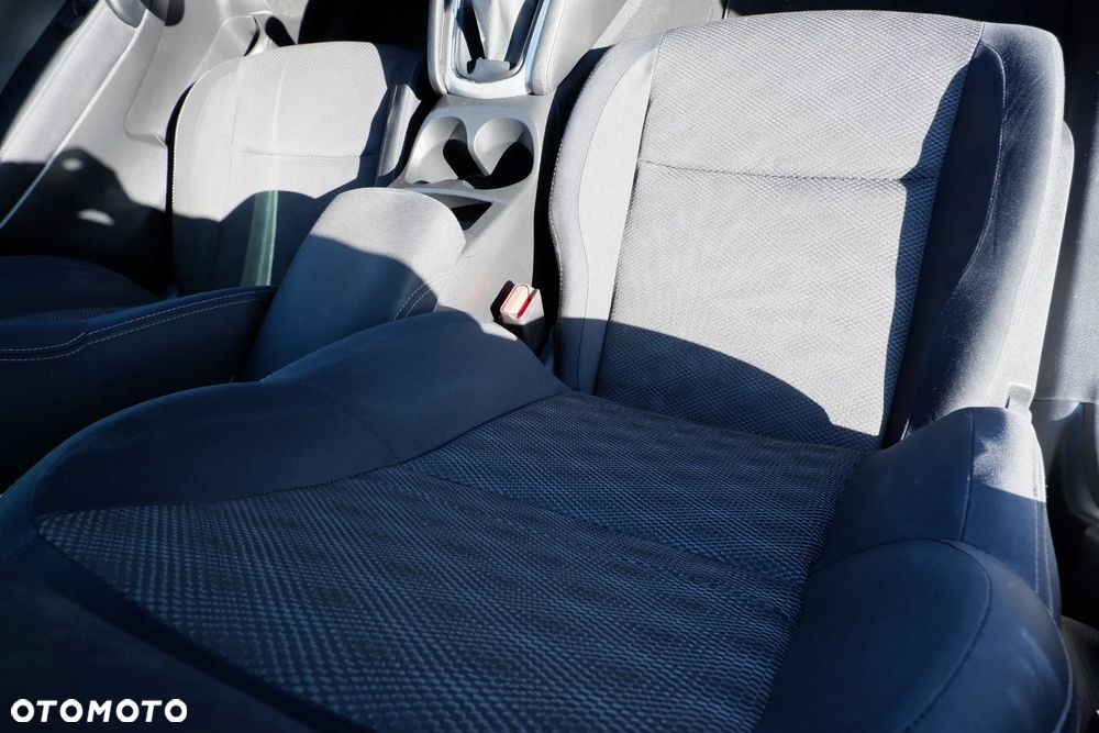 Nissan Qashqai 1.5 dCi N-Connecta - 6