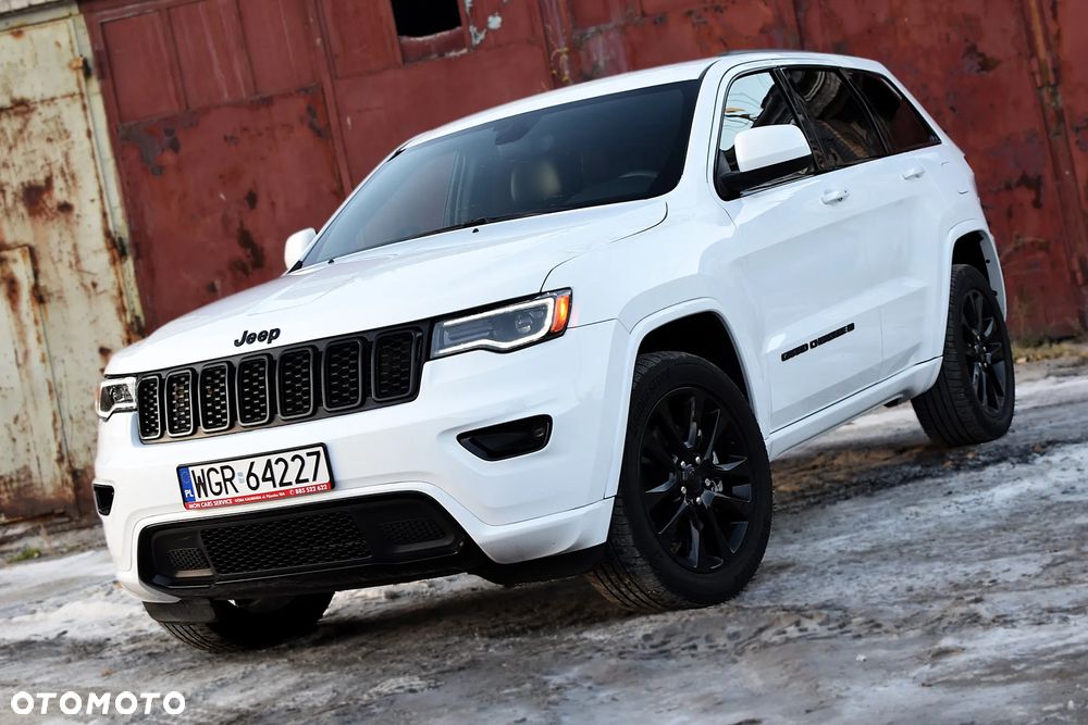 Jeep Grand Cherokee - 1