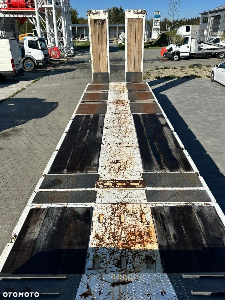 Kögel Firanka Standard oś podnoszona z Niemiec - 17
