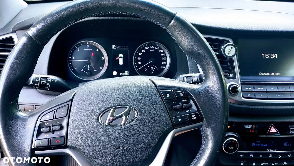 Hyundai Tucson 2.0 CRDI Style 4WD - 12