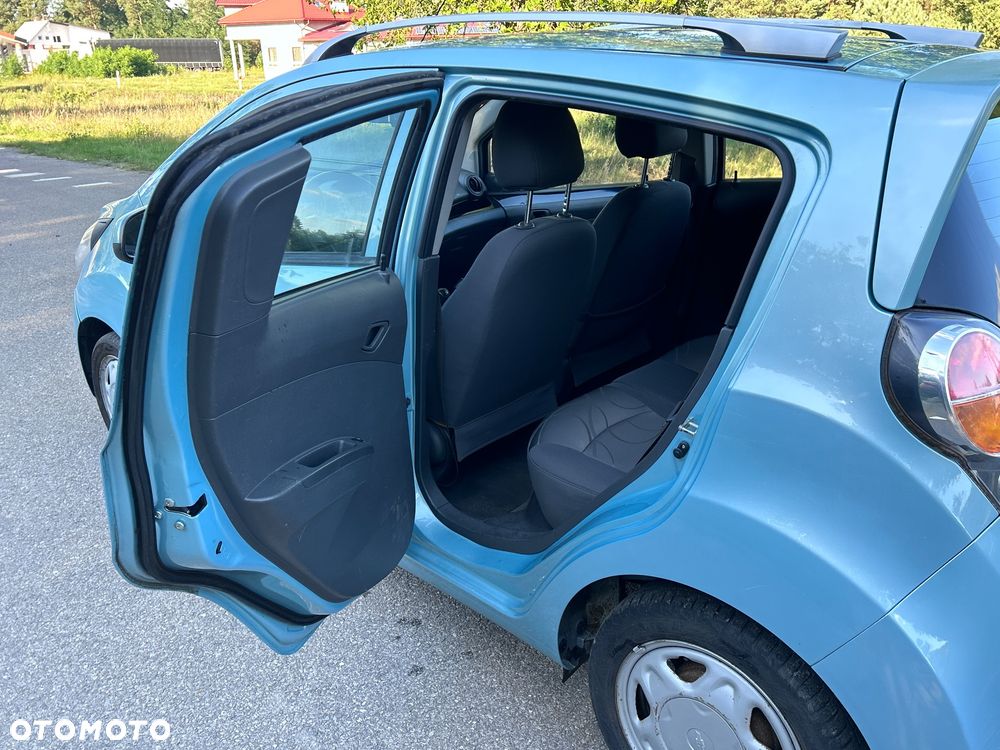Chevrolet Spark 1.0 LT - 10