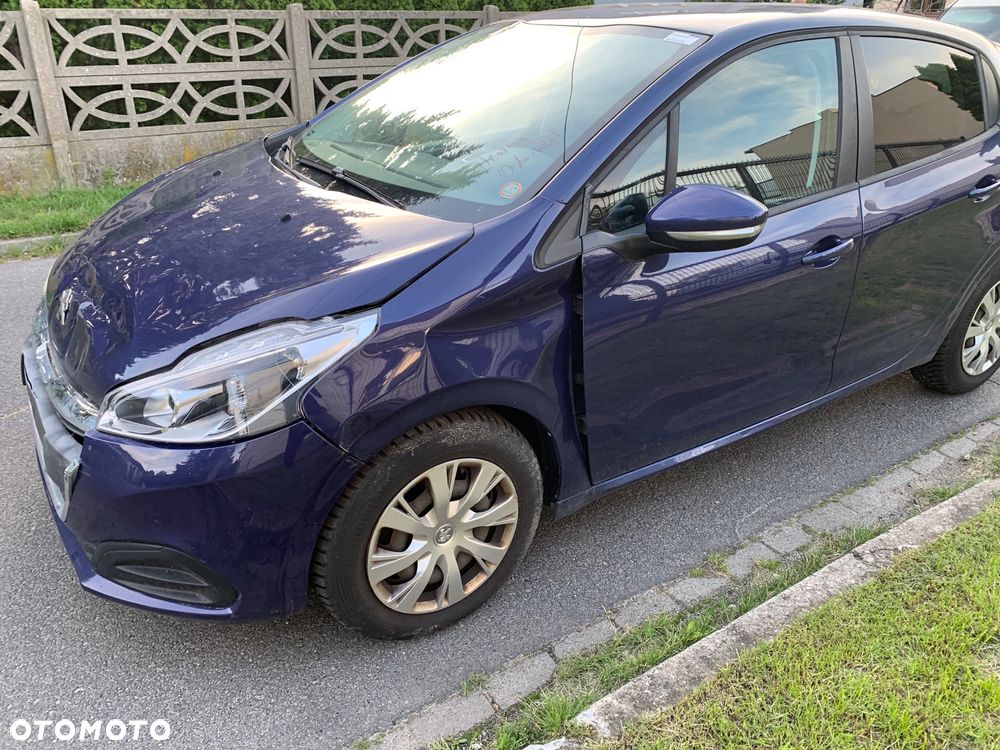 Peugeot 208 1.6 BlueHDi Active S&S - 5
