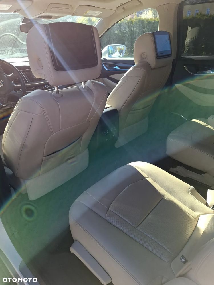 Buick Enclave - 15