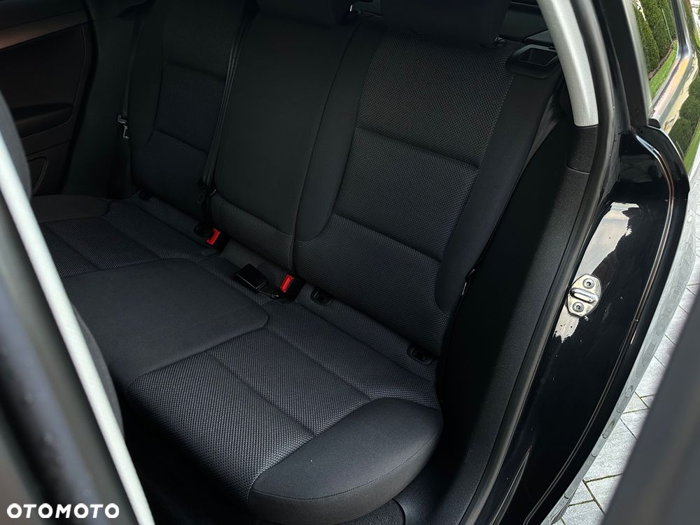 Audi A3 Sportback 1.6 Ambition - 30