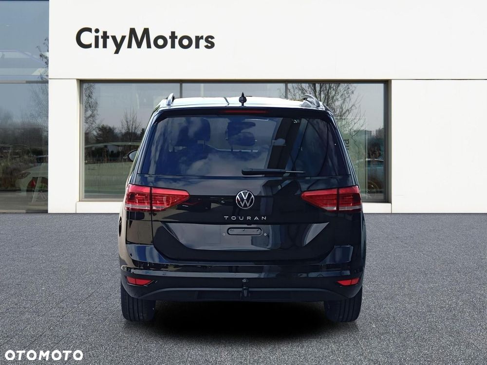 Volkswagen Touran - 5
