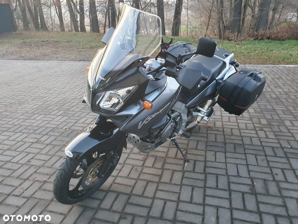 Suzuki V-STROM - 28