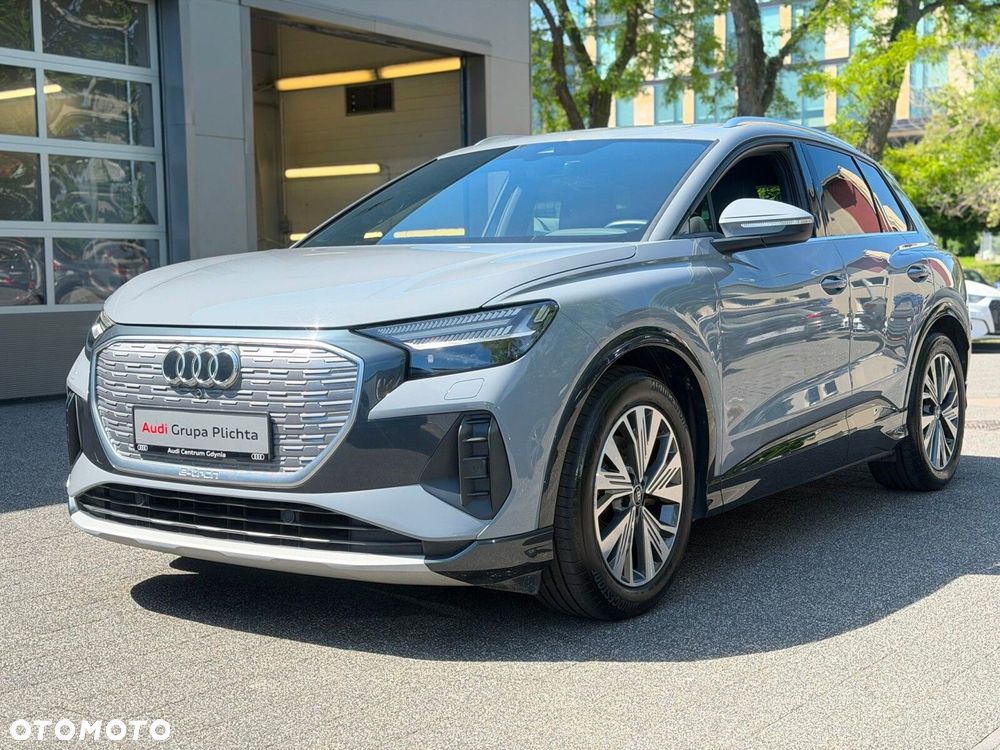 Audi Q4 e-tron 35 52kWh S Line - 12