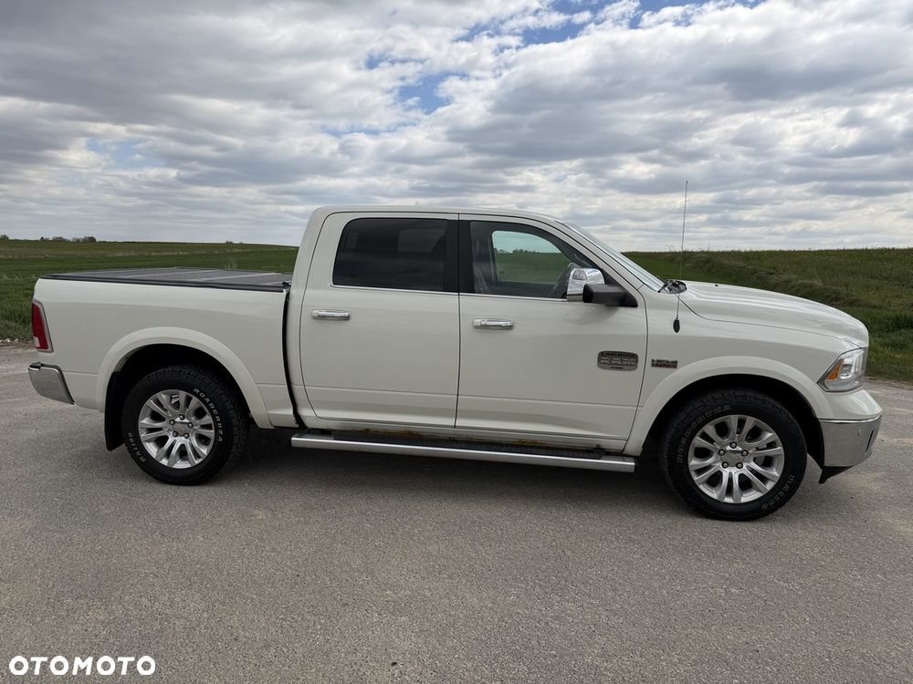 RAM 1500 5.7 Crew Cab Shortbed Limited Black - 1