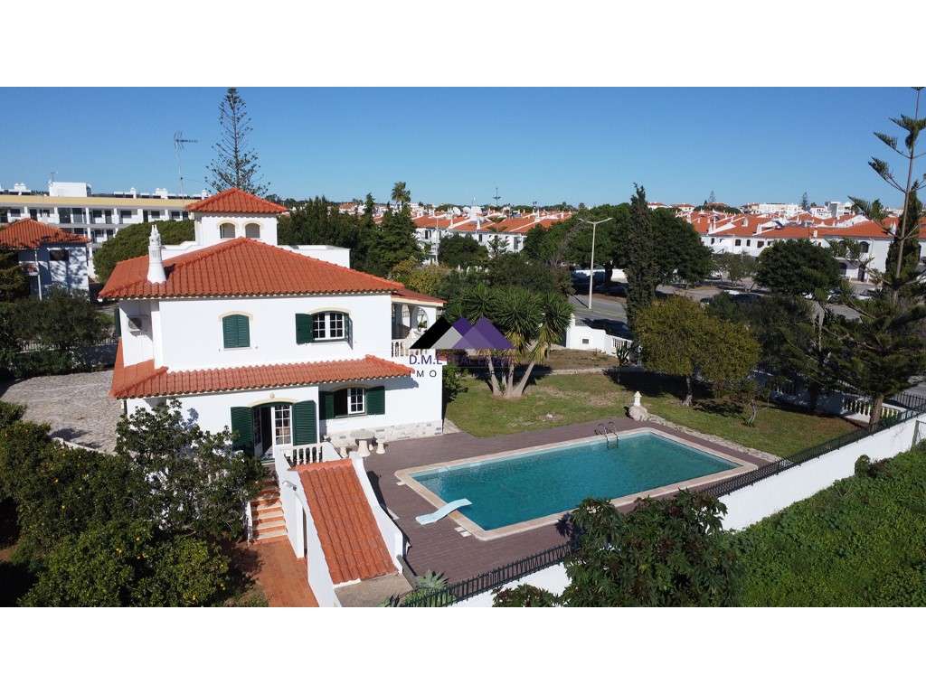 Moradia T3 c/ Piscina e Garagem - Grande imagem: 2/60