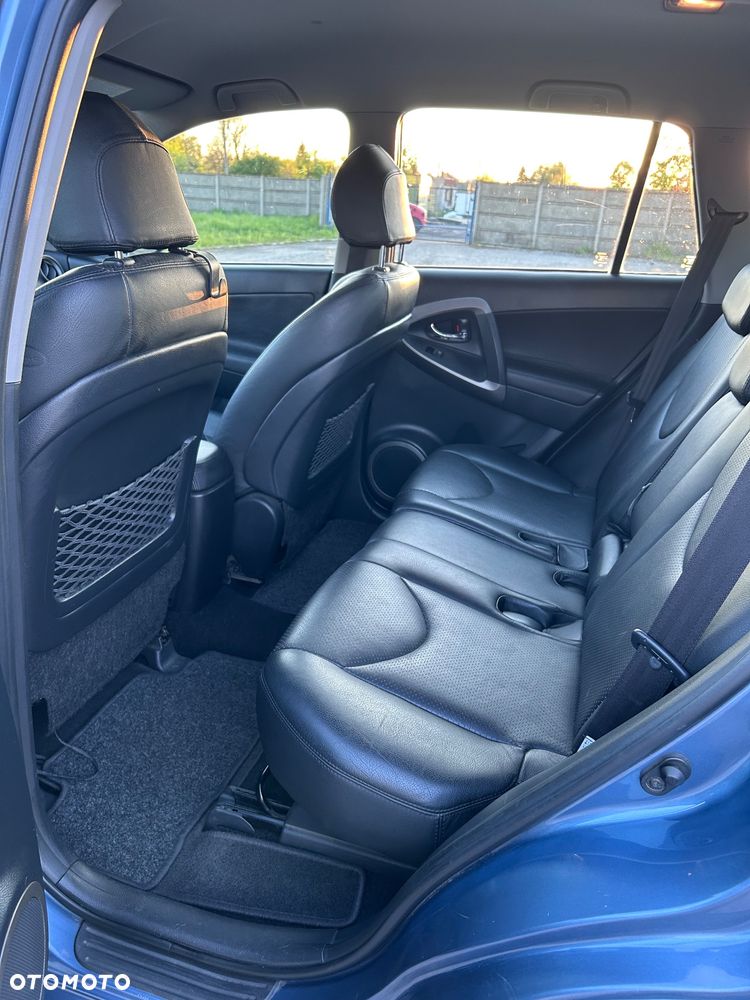 Toyota RAV4 2.0 VVT-i Prestige - 12
