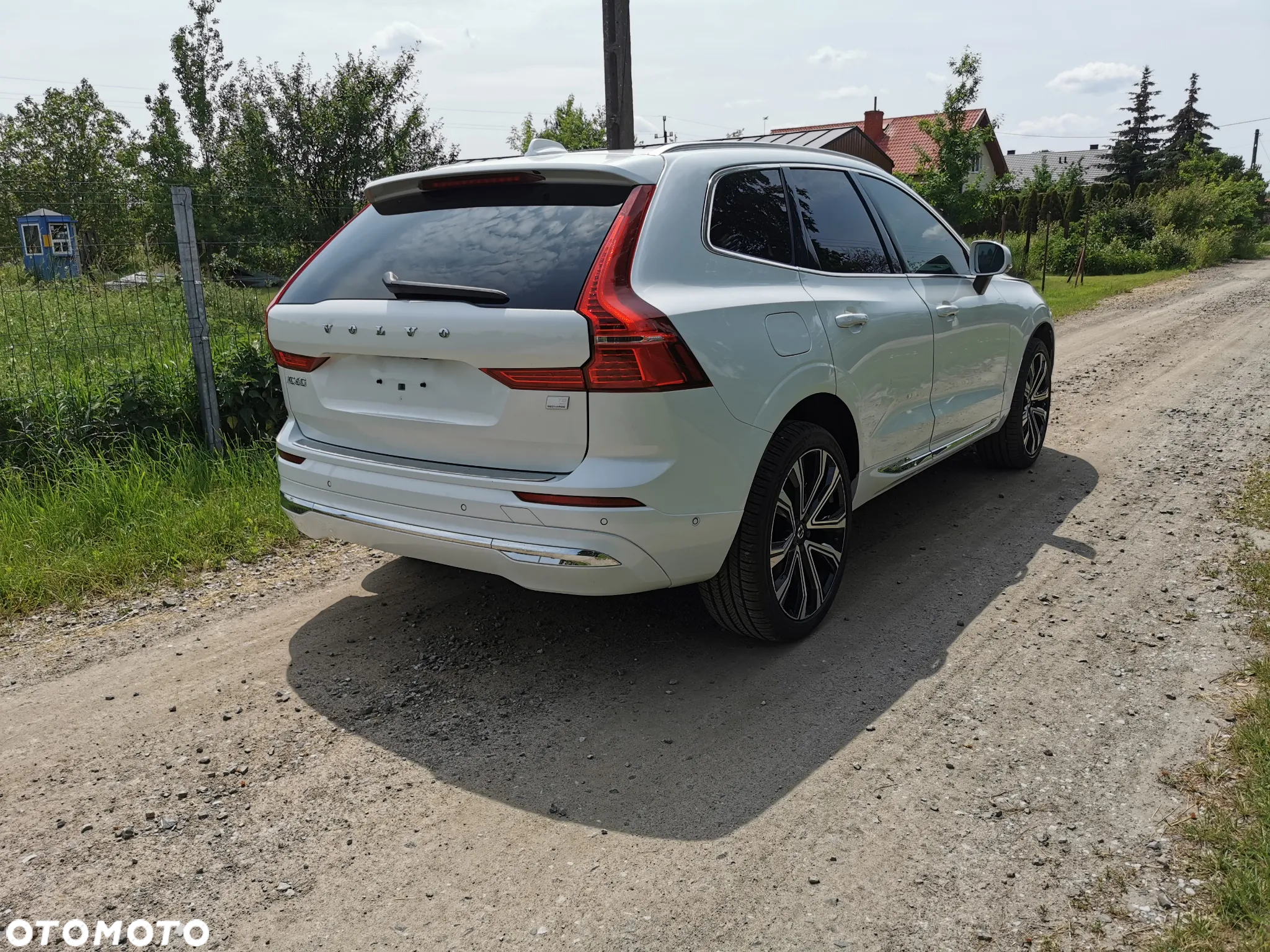 Volvo XC 60 T8 AWD Recharge Ultimate Dark - 3