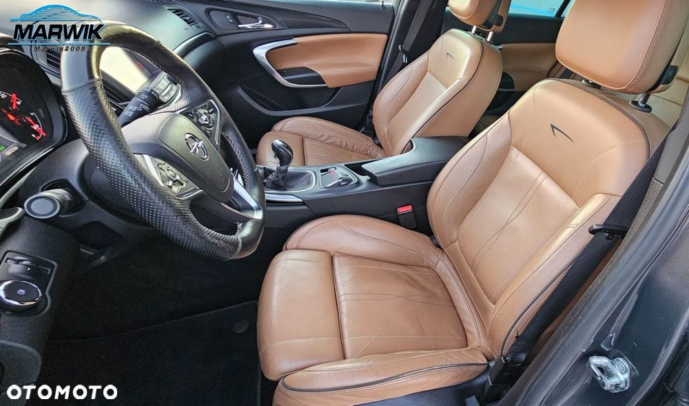 Opel Insignia - 35