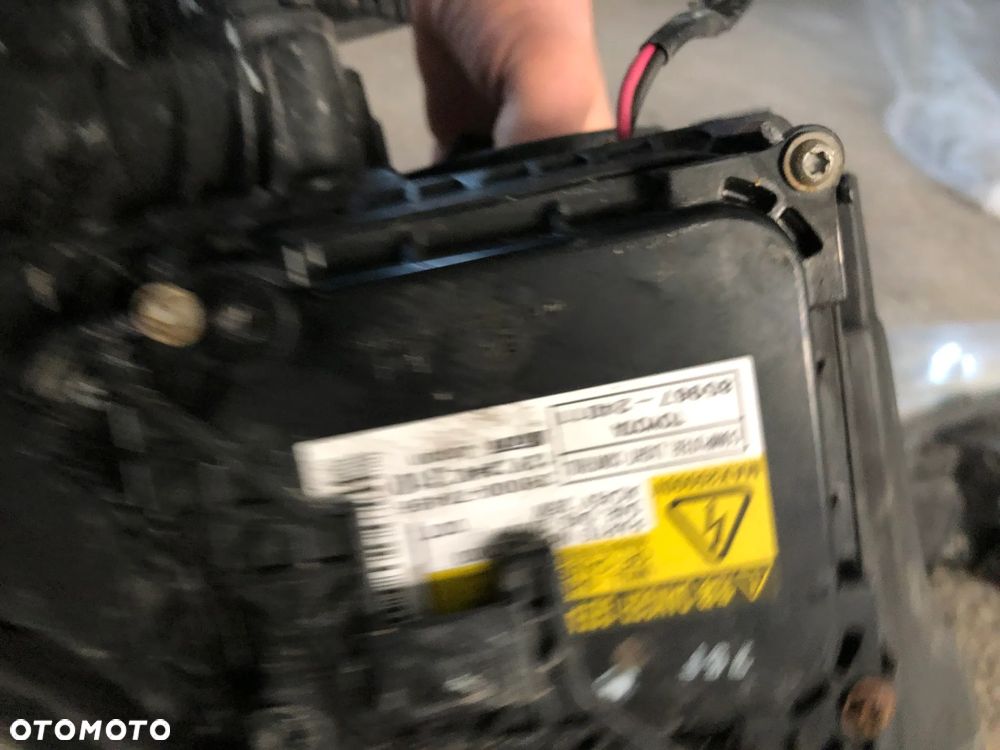 AVENSIS T25 2,4 SEDAN Toyota Avensis T25 LiFT 2006-2008 PRZETWORNICA lampy xenon 85967-24010 - 5