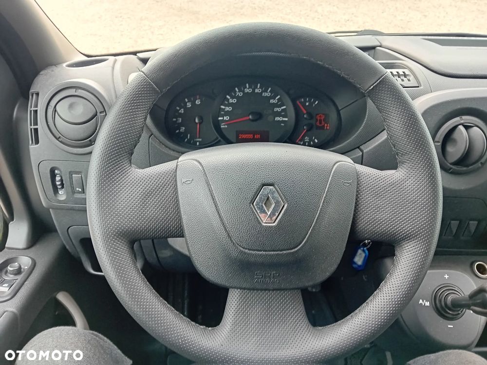 Renault Master Brygadówka - 25