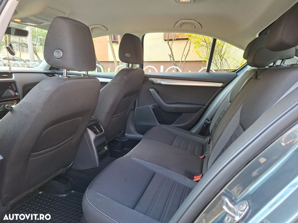 Skoda Octavia 1.6 TDI Style - 9