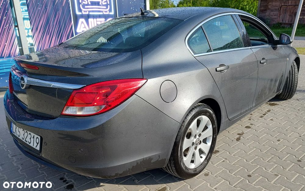 Opel Insignia 1.8 - 1