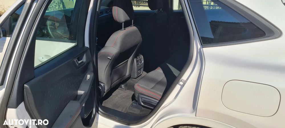 Ford Kuga 1.5 EcoBoost FWD ST Line - 4