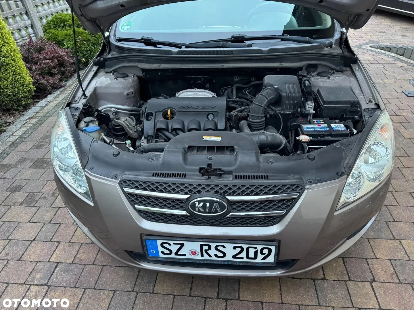 Kia Ceed - 10