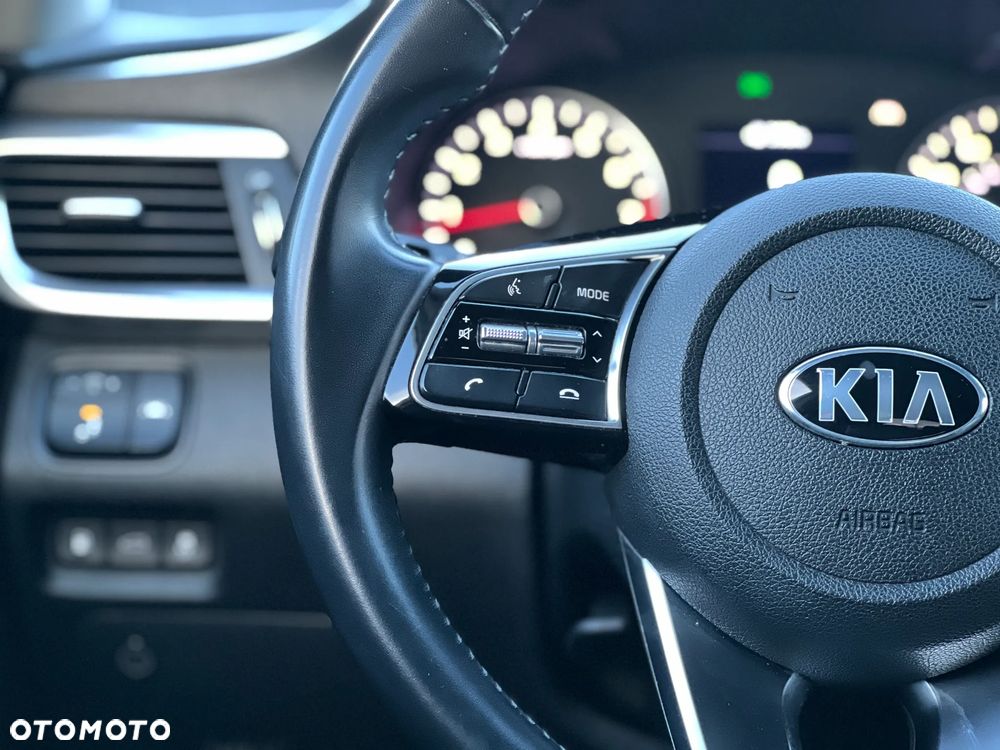 Kia Optima - 23