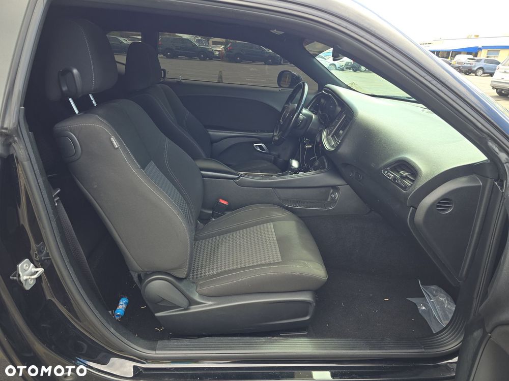 Dodge Challenger 3.6 SXT - 12