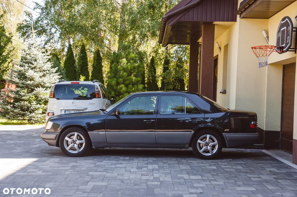 Mercedes-Benz Klasa E - 5