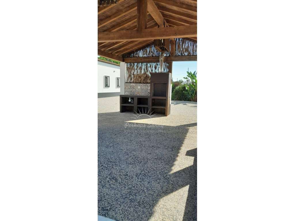 Moradia T4 - Grande imagem: 3/4