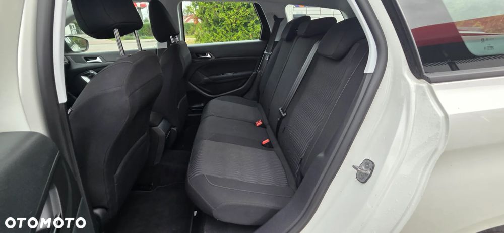 Peugeot 308 BlueHDi FAP 150 Stop & Start Allure - 31
