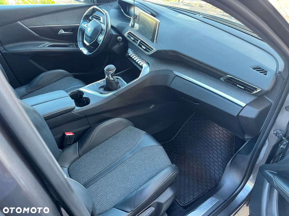 Peugeot 3008 1.5 BlueHDi GT S&S - 7