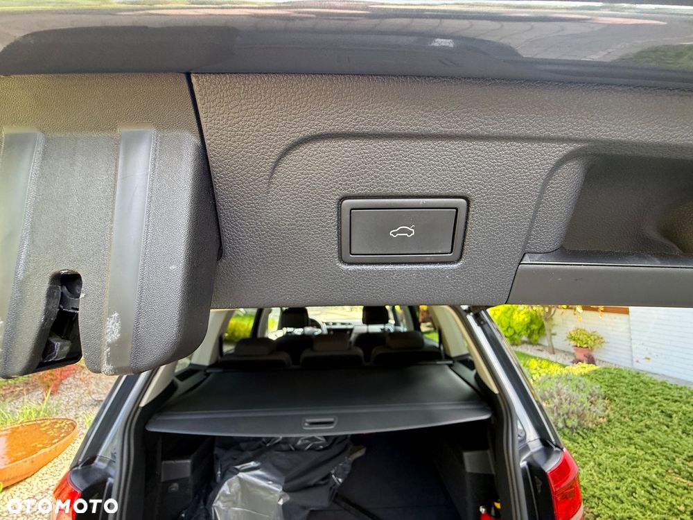 Volkswagen Touran 1.5 TSI EVO Comfortline Plus - 22