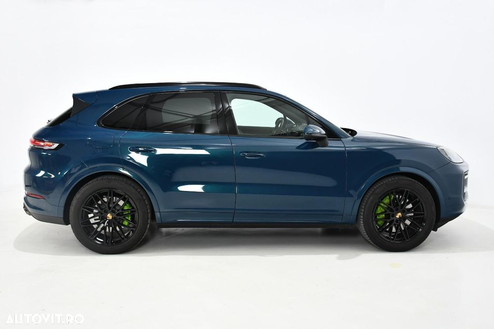 Porsche Cayenne - 5
