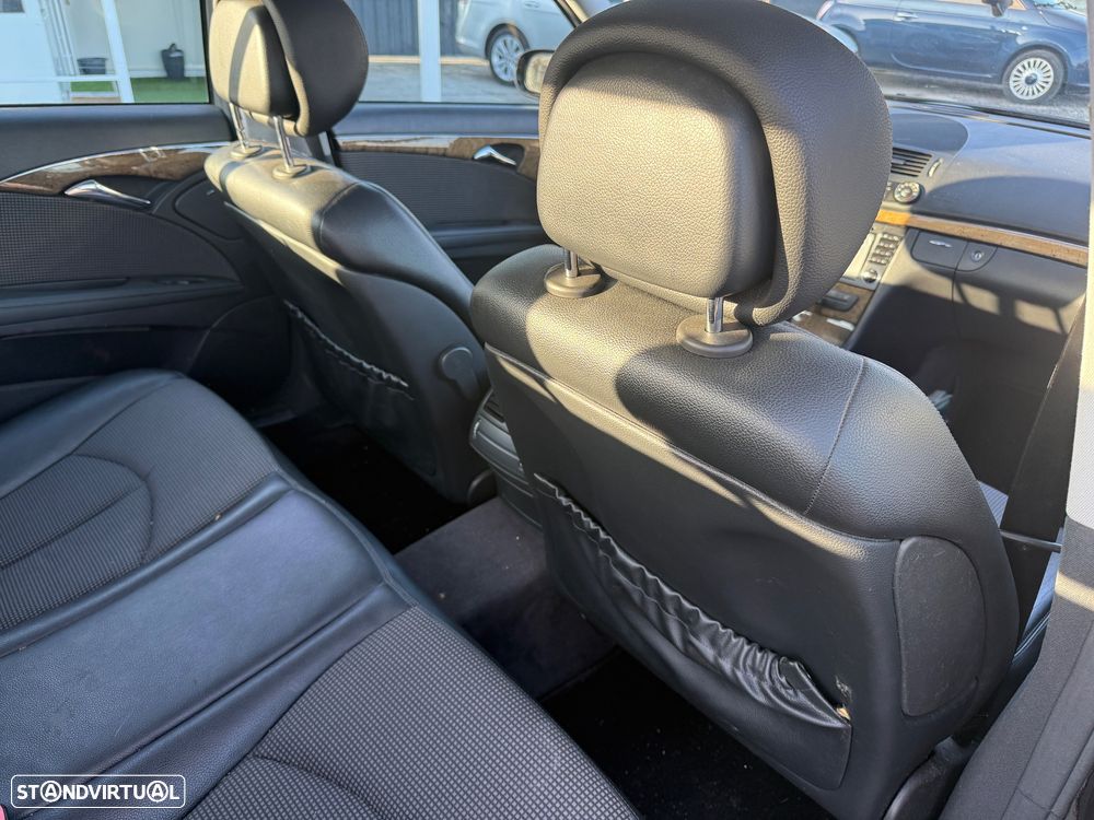 Mercedes-Benz E 220 CDI Avantgarde Aut. - 24