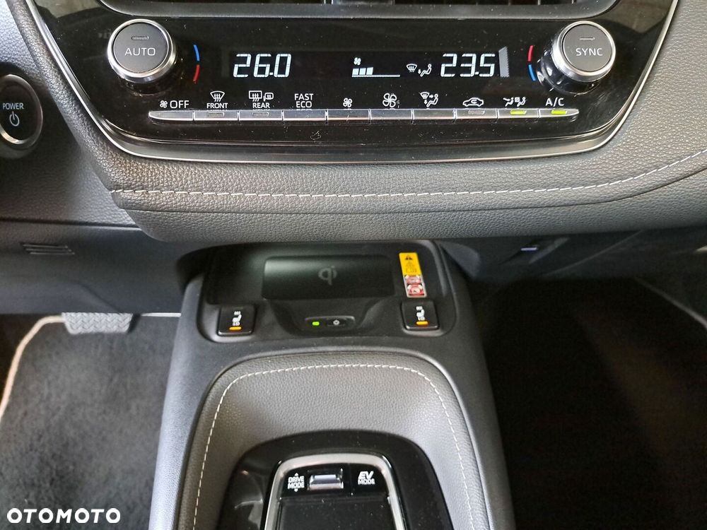 Toyota Corolla 1.8 Hybrid Style - 27