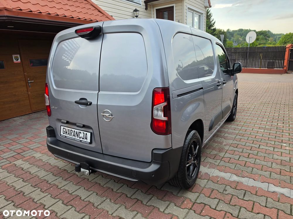 Opel COMBO - 8
