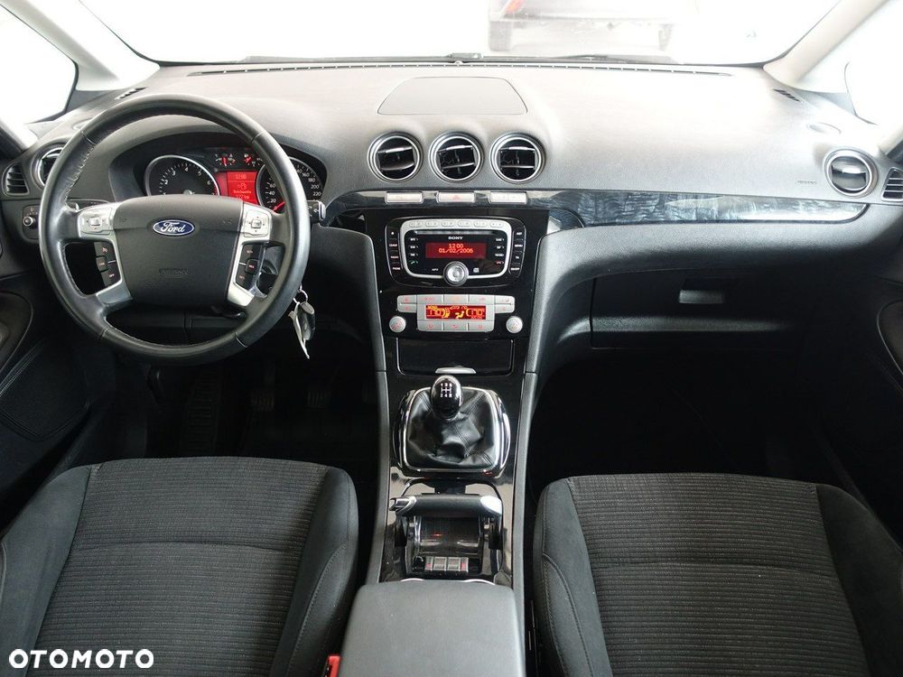 Ford Galaxy 2.0 Platinium X (Ghia) - 21