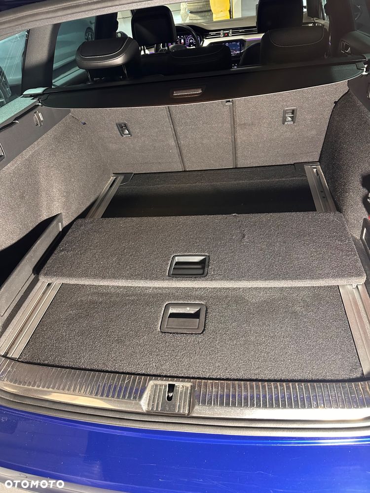 Volkswagen Passat - 17