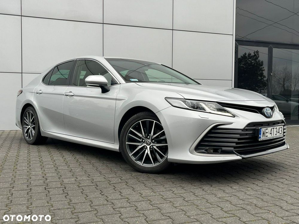 Toyota Camry - 7
