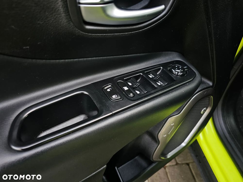 Jeep Renegade 1.6 MultiJet Limited - 25