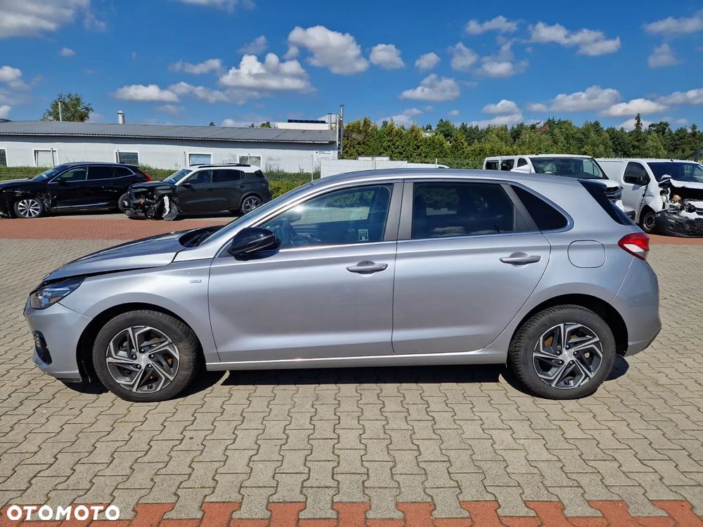 Hyundai i30 1.5 T-GDI 48V Smart DCT - 2