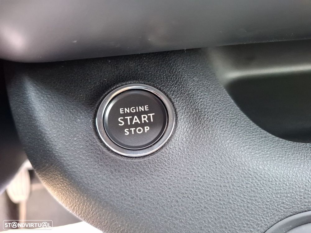 Jeep Avenger 1.2 TG Altitude - 17