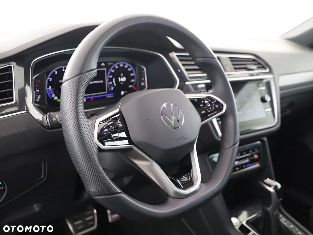 Volkswagen Tiguan - 9