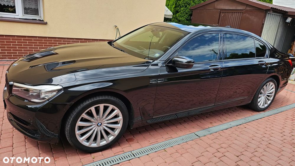 BMW Seria 7 740Li - 14
