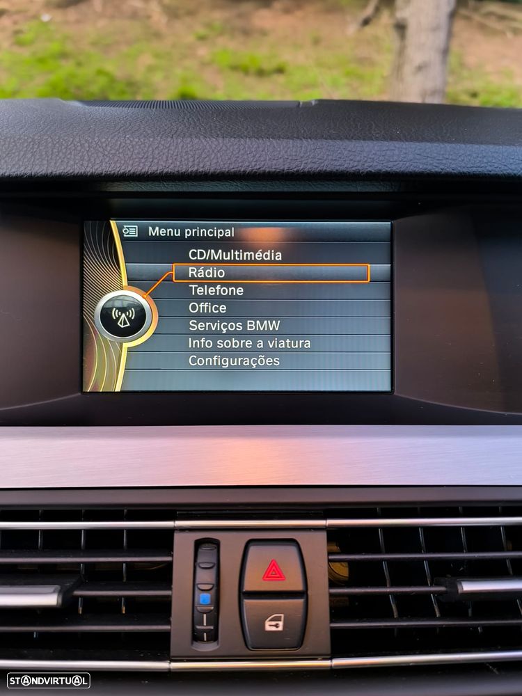 BMW 520 d Luxury Line - 13