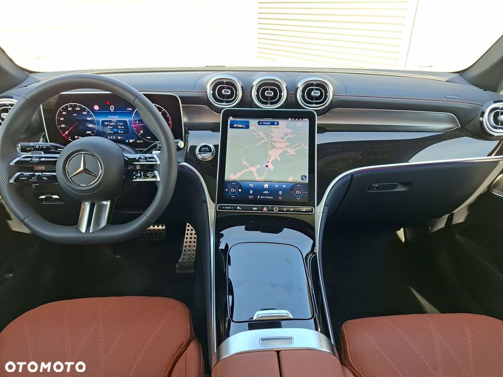 Mercedes-Benz GLC - 12