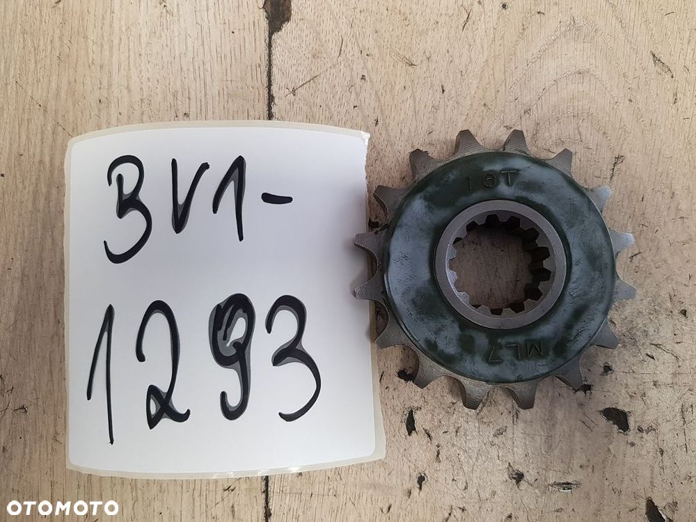 Zębatka napędowa przód Honda VFR750F CBR900RR VF750 VTR1000 CB900 23801-ML7-920 - 1