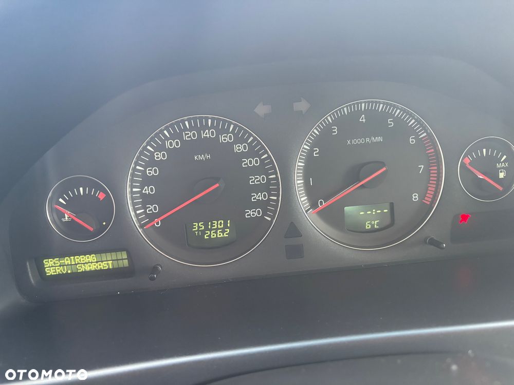Volvo XC 70 AWD Momentum - 15