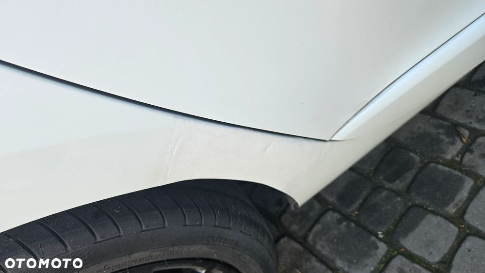 Renault Megane III 3 kombi błotnik tył tylny prawy lewy - 2