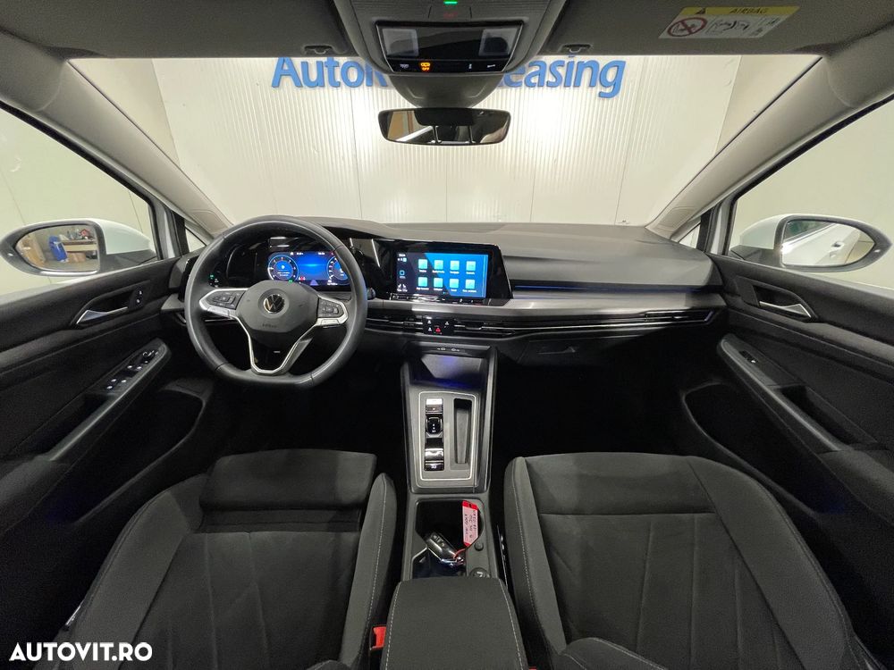 Volkswagen Golf - 9