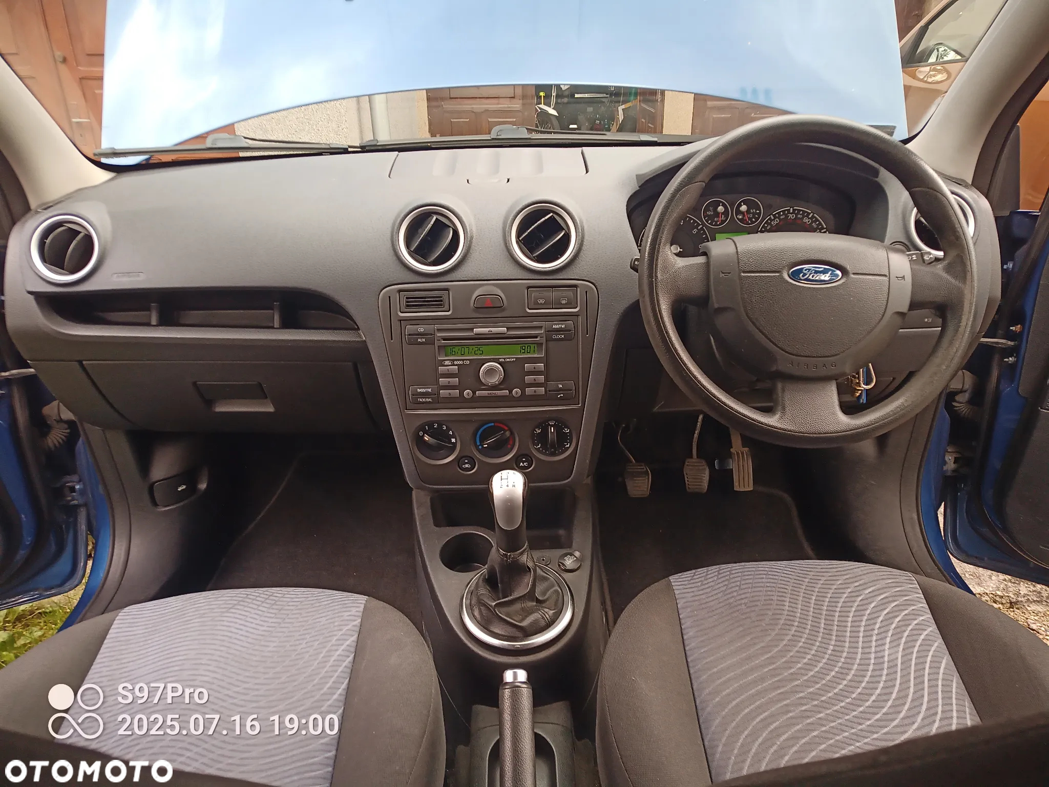 Ford Fusion - 5