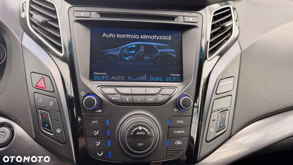 Hyundai i40 i40cw 1.7 CRDi Fifa World Cup Edition - 29