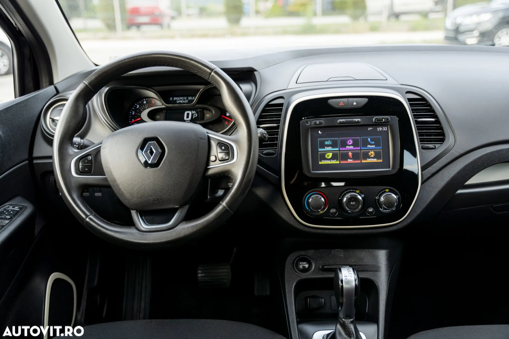 Renault Captur dCi EDC Zen - 6